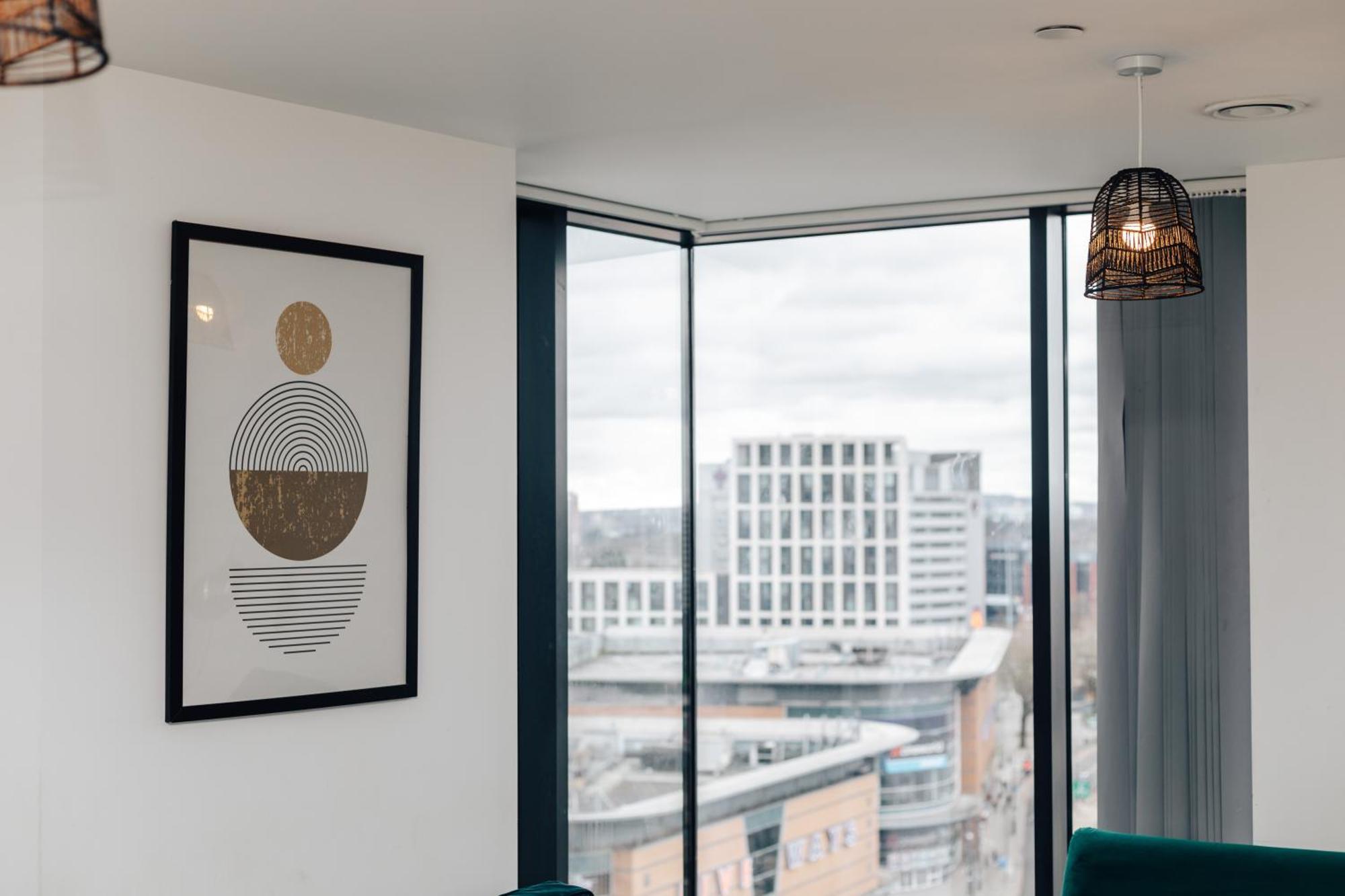 Luxury 2 Bedroom Apartment, Broad Street Birmingham Exterior photo